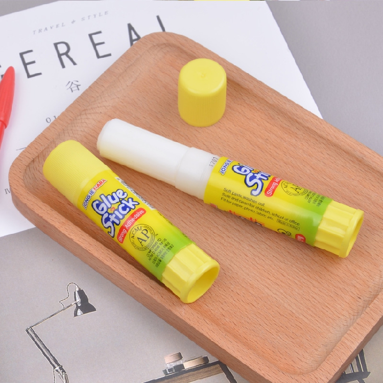 南韓（（Glue Stick）） 35G 高粘度固體膠/膠棒_http://02394.cn/img/sp/150/b38c8c78-439d-44fb-bf14-e2c21623d92d.jpg
