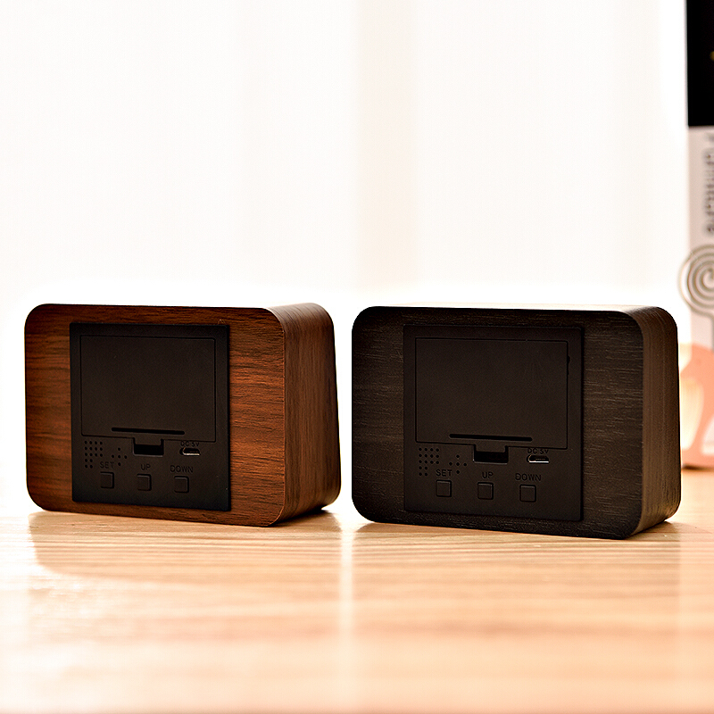 得力（deli） 8815 多功能電子鐘 150*42*70mm (黑色) _http://02394.cn/img/sp/419/414d029f-6a20-417a-a61b-c7a409562801.jpg