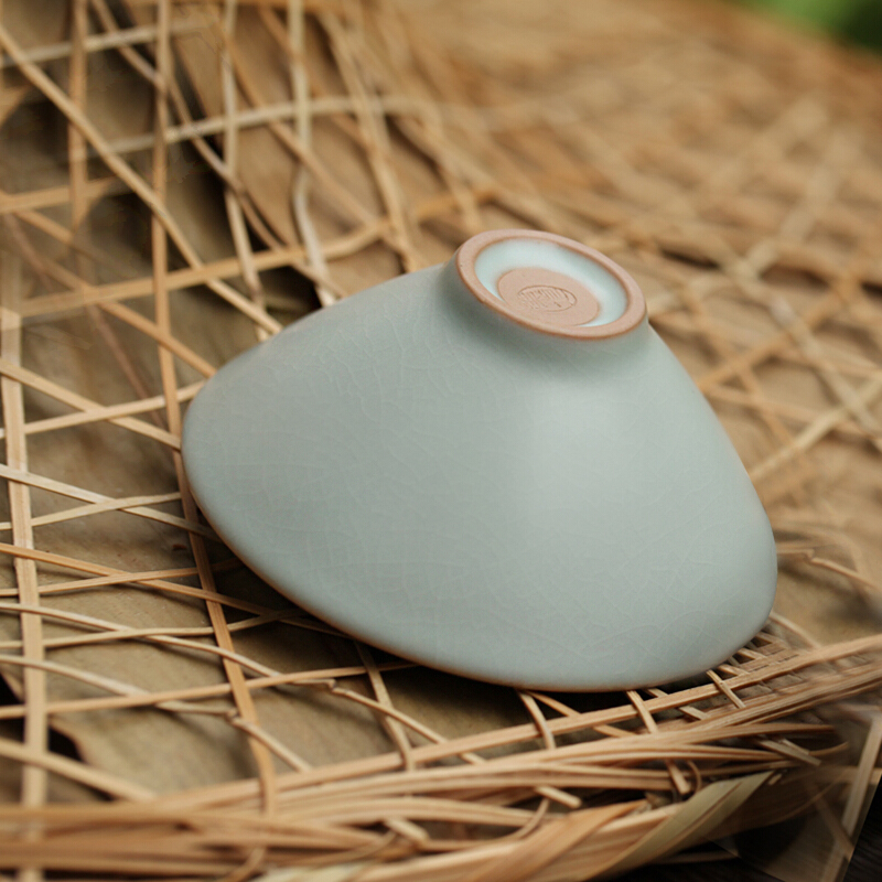 東道汝窯 經(jīng)典觀照斗笠杯組 茶杯/品茗杯（天青色）_http://02394.cn/img/sp/437/0902a9c8-d38d-408f-9981-5fad96d3b090.jpg