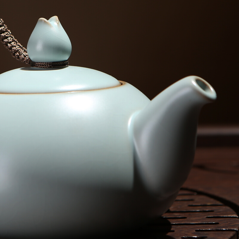 東道汝窯 功夫茶具套裝 祈福茶壺半組（天青色）_http://02394.cn/img/sp/437/0b1580cd-1250-42a6-8136-a4e021623744.jpg